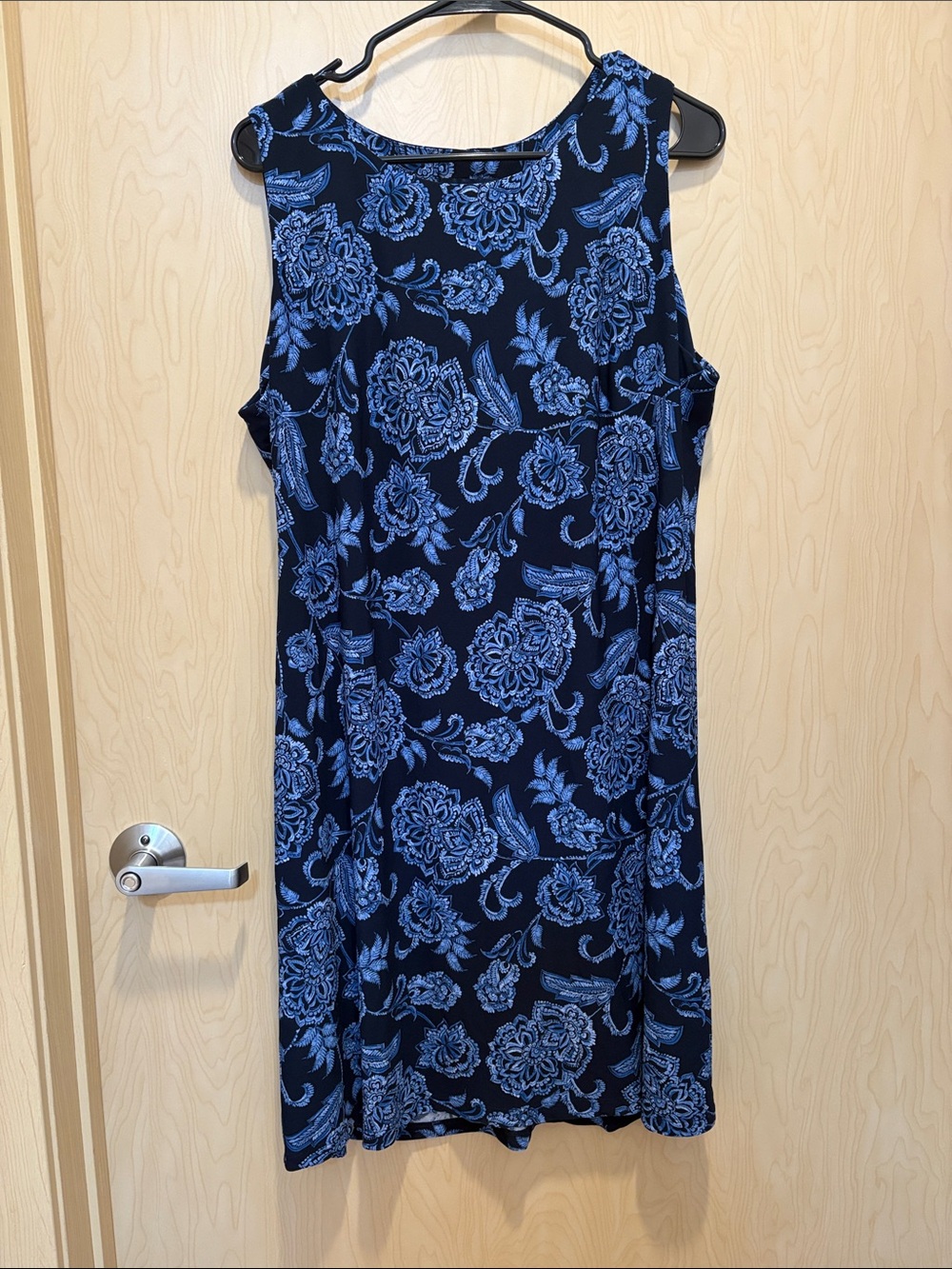 Tommy Hilfiger - Women’s Sleeveless Paisley Shift Dress - Size 14 - EUC